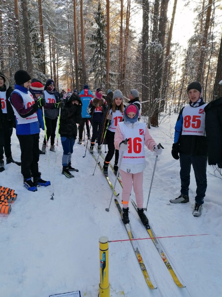 Последние новости лыжников. Новости лыж. Углегорские новости Лыжня. Муниципальный округ лыжный 8. Новости лыжного спорта в Челябинске.