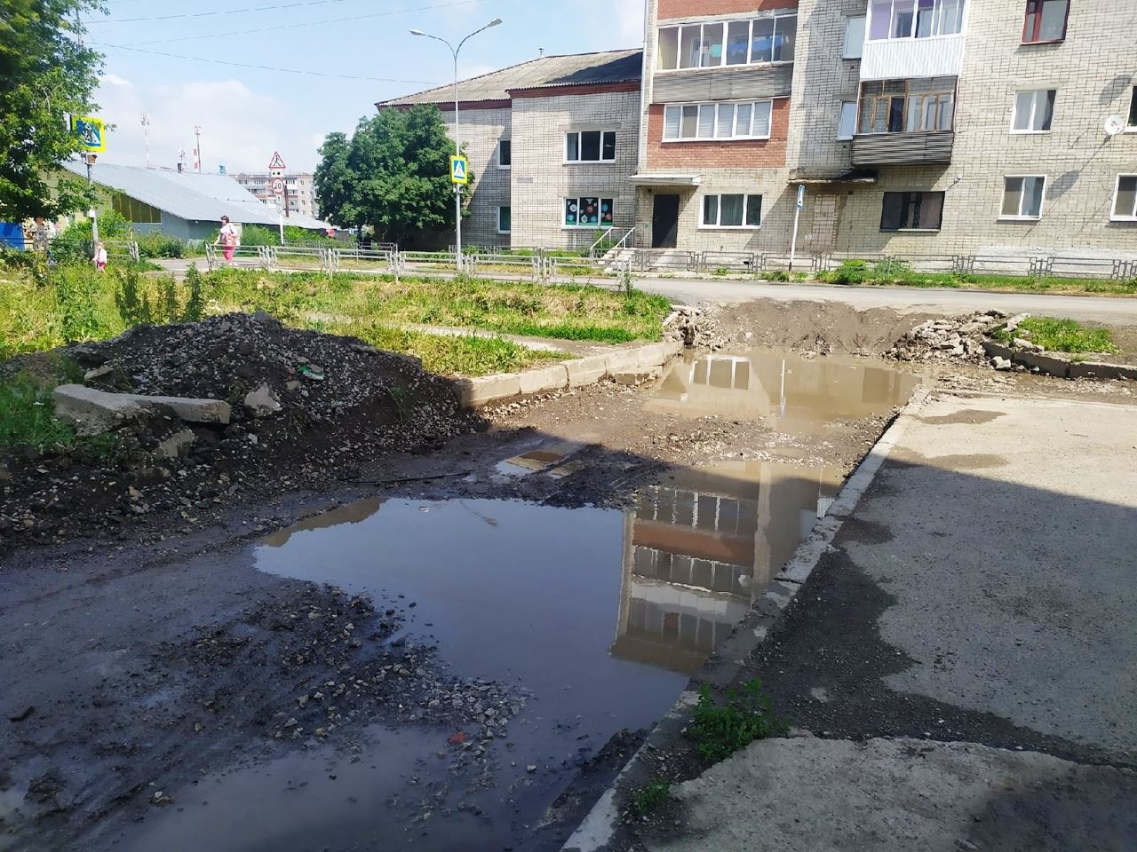 Грязь и лужи на месте перекопа на Свободы, 84 останутся в прошлом  Красноуфимск Онлайн