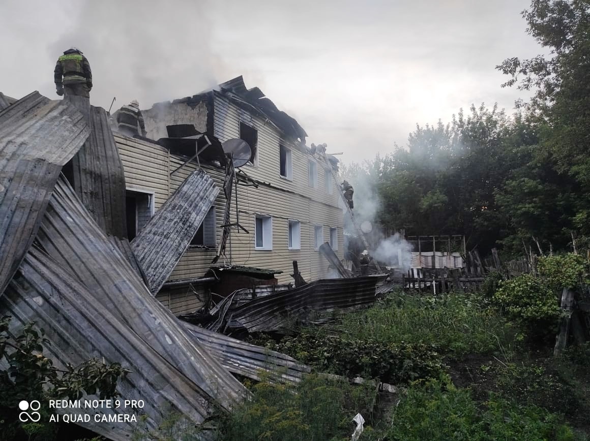 Пожар в многоквартирном доме на Лесозаводе унес жизнь женщины Красноуфимск  Онлайн