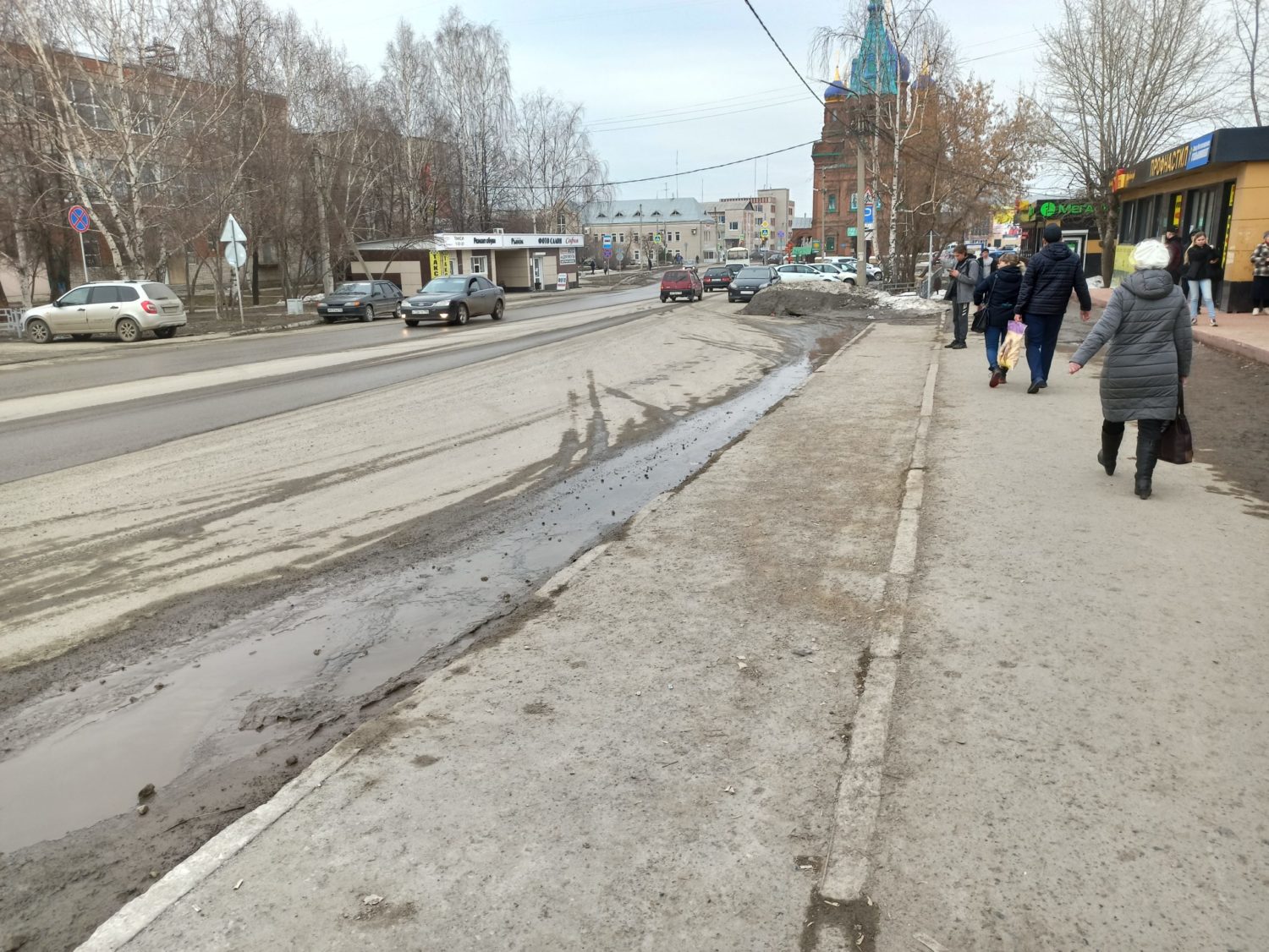 Городские остановки очистят от грязи и объявлений Красноуфимск Онлайн