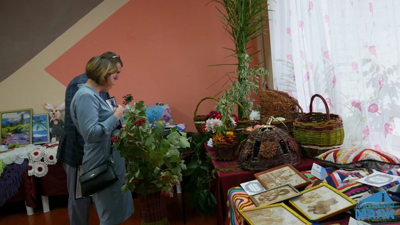 Районный фестиваль творчества пожилых людей «Родники Урала» – 2022