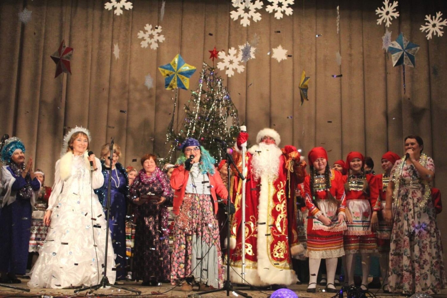 Новогодний концерт в Ювинском доме культуры Красноуфимск Онлайн