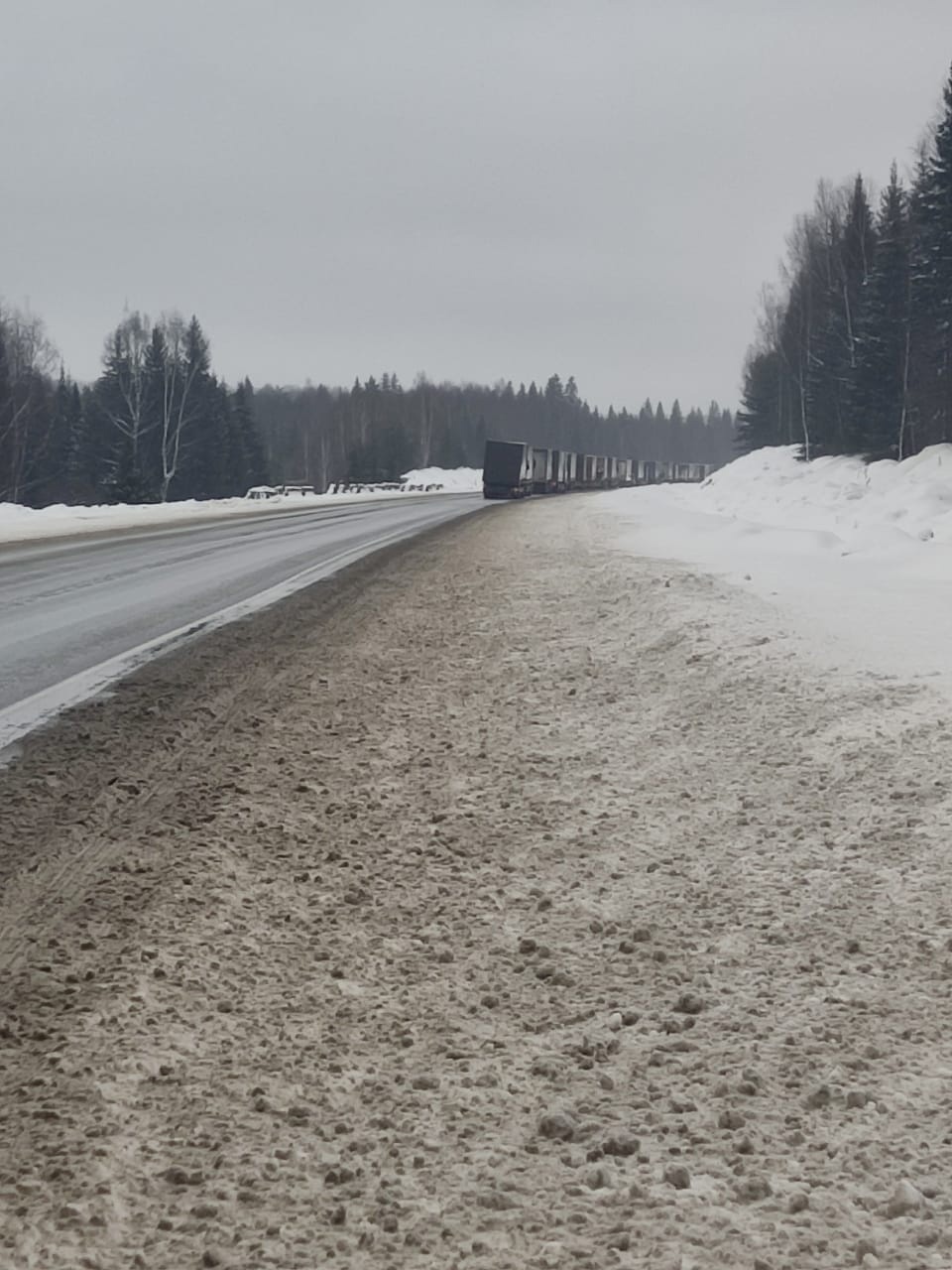 Пробка на трассе «Пермь — Екатеринбург» Красноуфимск Онлайн